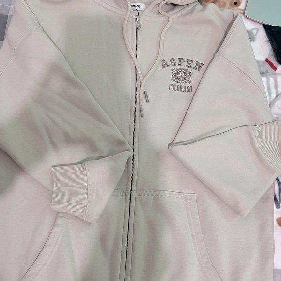 garage oversize zip up - Picture 4 of 4